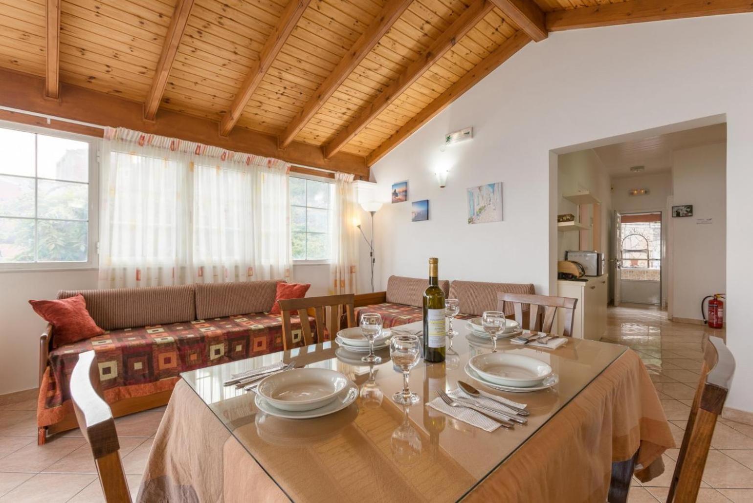 Georgia Apartment Katavolos Luaran gambar